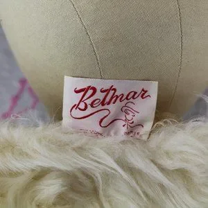 Belmar | Accessories | Vintage Belmar Xl White Faux Fur Hat  display picture 1